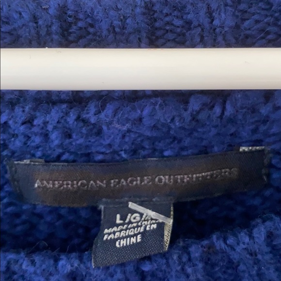 AMERICAN EAGLE OUTFITTERS Women’s Blue Tribal Print Sweater Size L NWOT - Picture 2 of 14